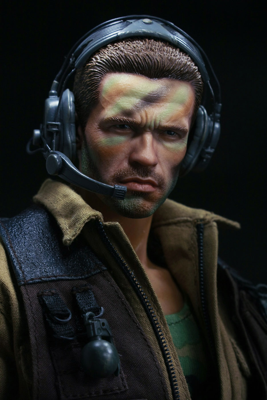 Predator - Major Alan Dutch Schaefer [With Bonus Accessory] image 2