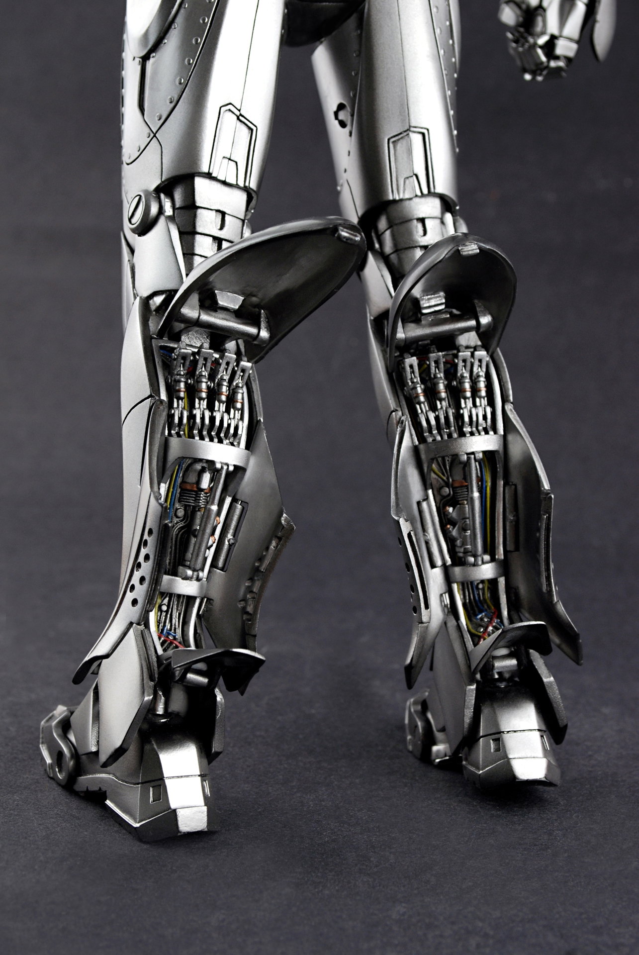 Iron Man - Mark 2 [With Bonus Accessory] image 3