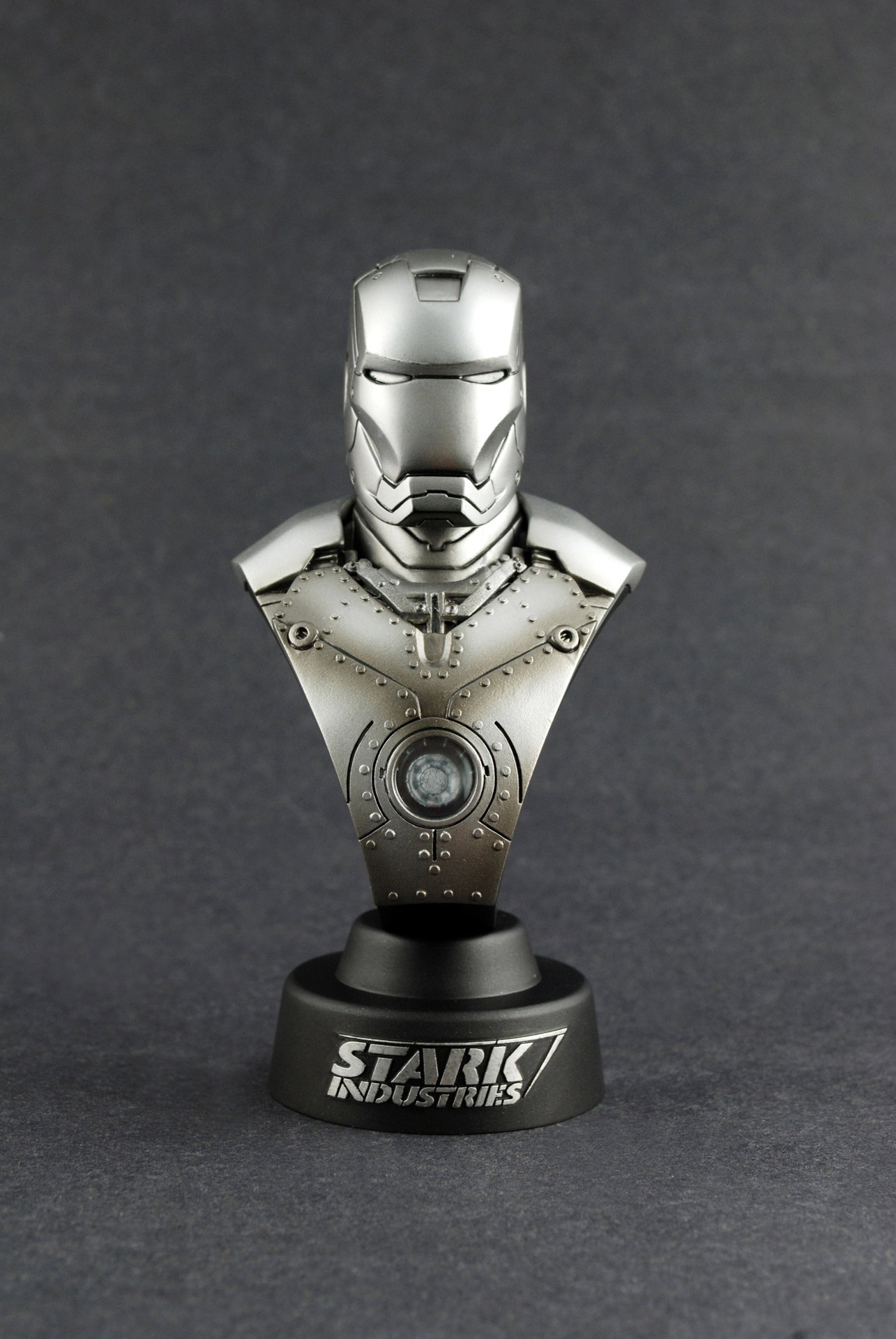 Iron Man - Mark 2 [With Bonus Accessory] image 4