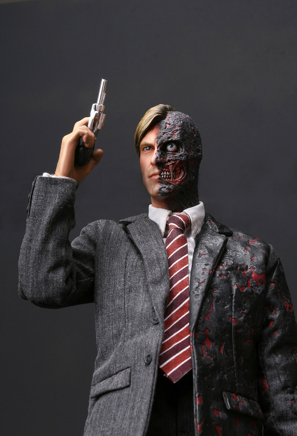 Dark Knight - Two-Face image 2