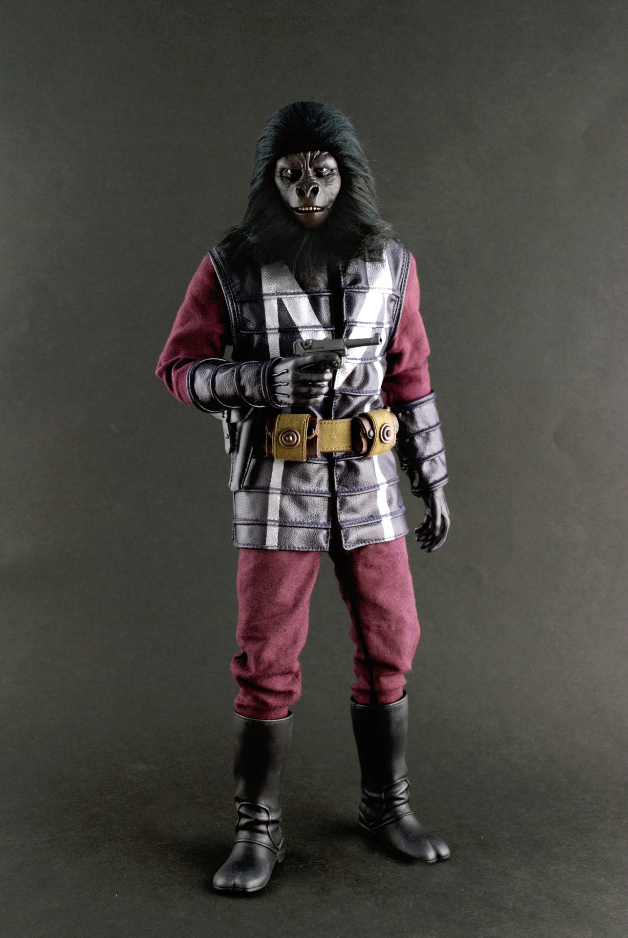 Planet Of The Apes - Gorilla Captain image 3