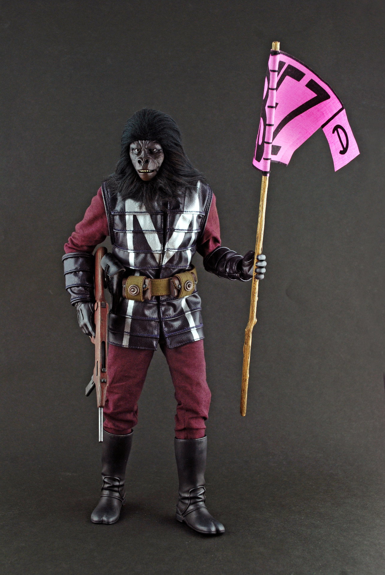 Planet Of The Apes - Gorilla Captain image 5