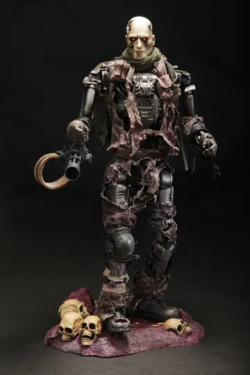 Terminator 4 - T-600 Endoskeleton (Damaged Skin Version)