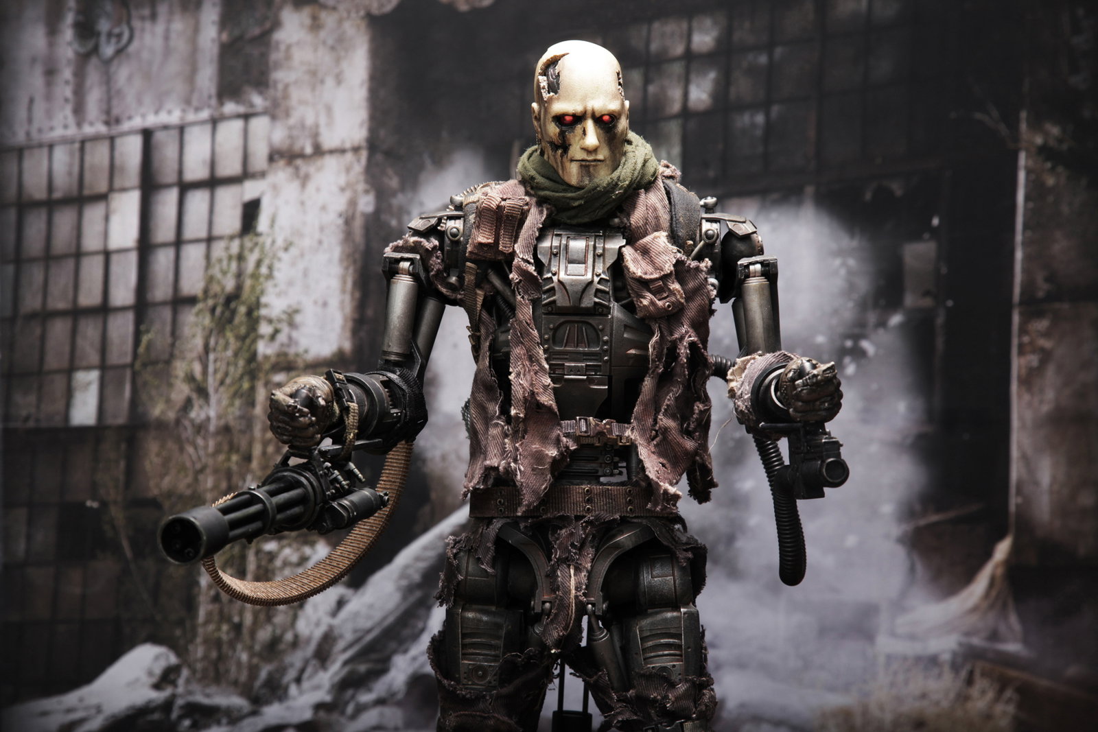 Terminator 4 - T-600 Endoskeleton (Damaged Skin Version) image 5