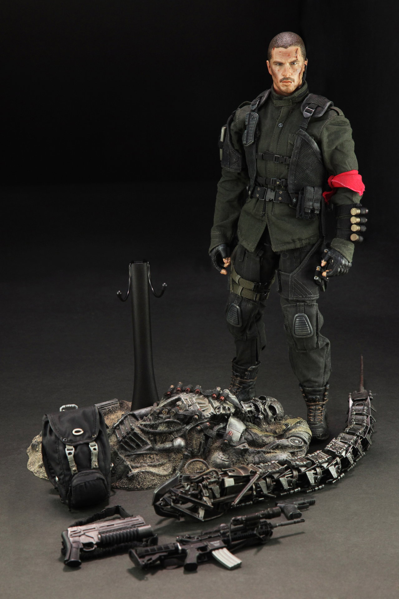 Terminator 4 - John Connor (Versus Hydrobot) image 3