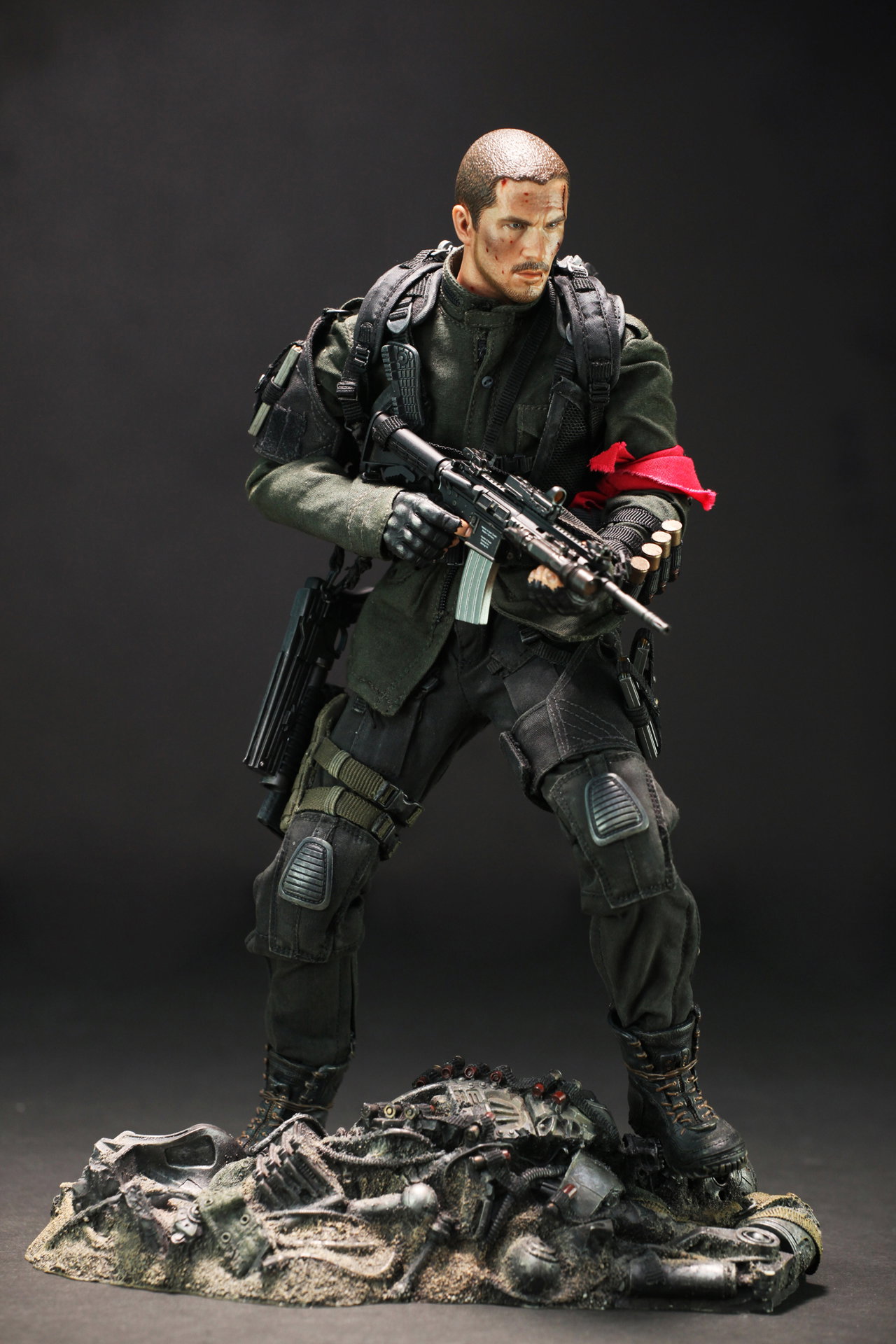 Terminator 4 - John Connor (Versus Hydrobot) image 7
