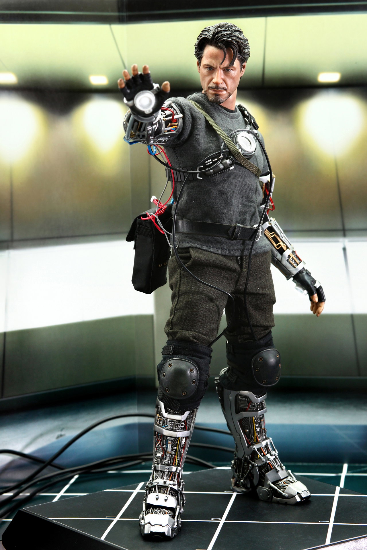 Iron Man - Tony Stark (Mech Test Version) image 10