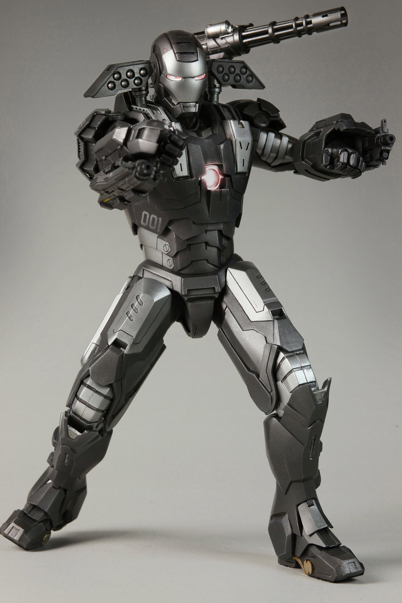Iron Man 2 - War Machine image 4