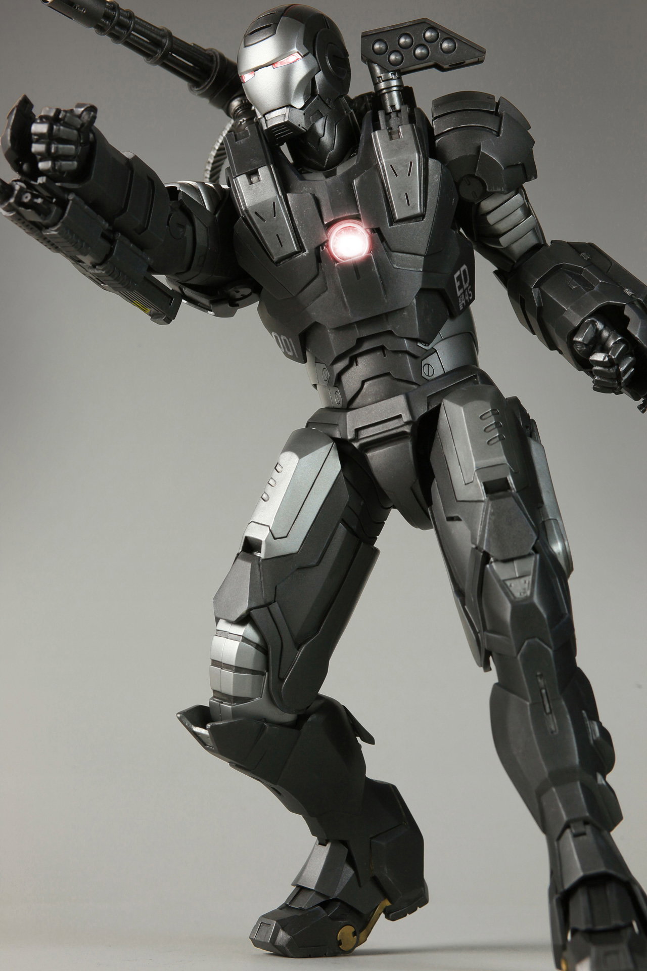 Iron Man 2 - War Machine image 7
