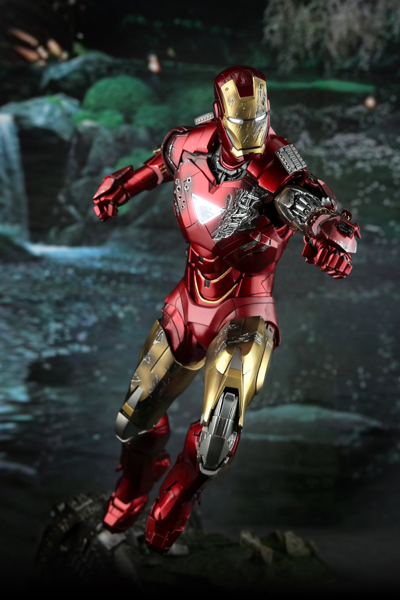 Iron Man 2 - Mark 6 [With Bonus Accessory] image 3