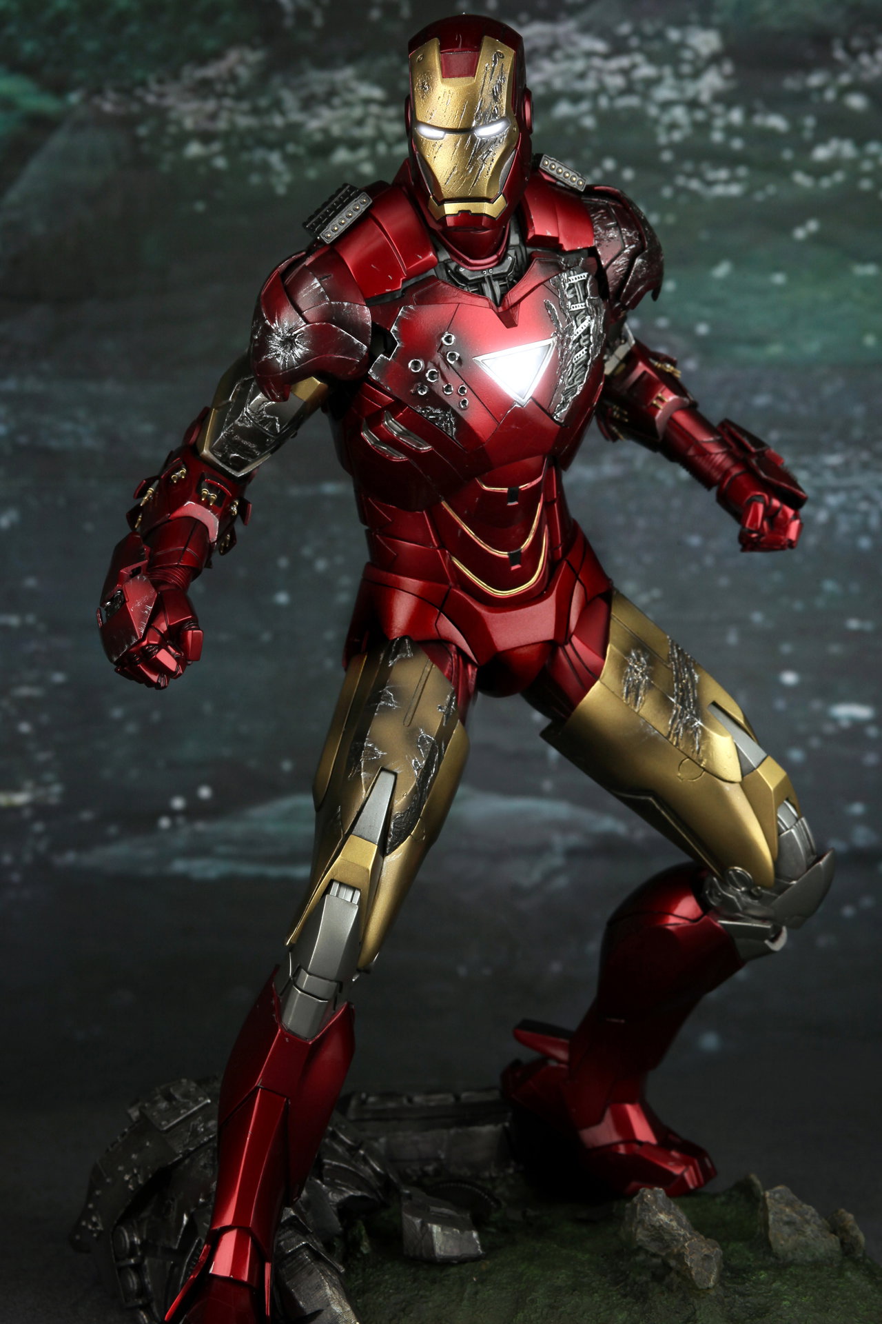 Iron Man 2 - Mark 6 [With Bonus Accessory] image 4