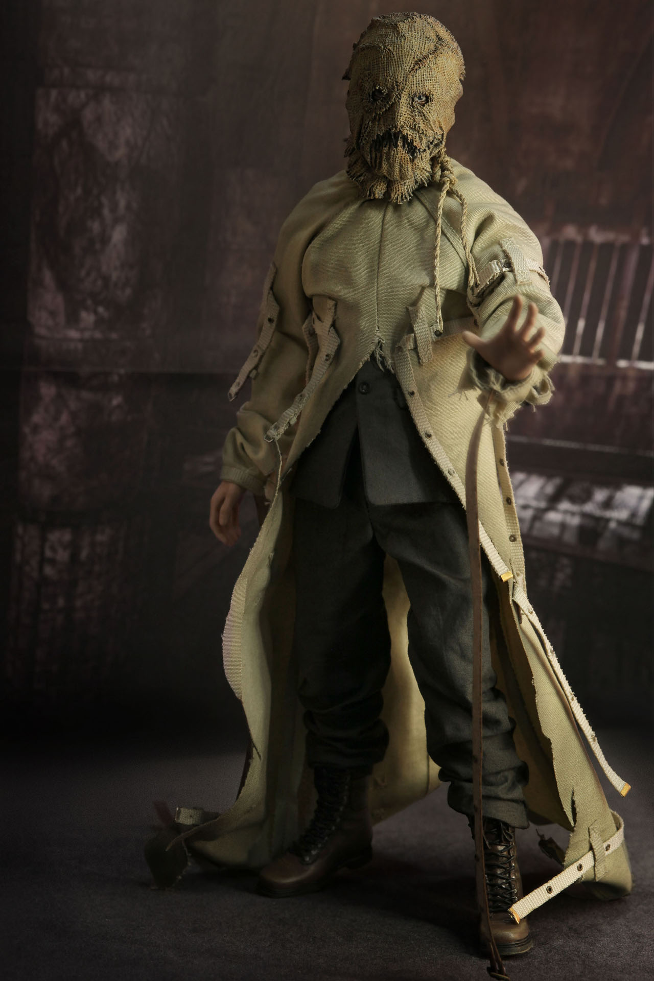 Batman Begins - Demon Batman & Scarecrow image 6