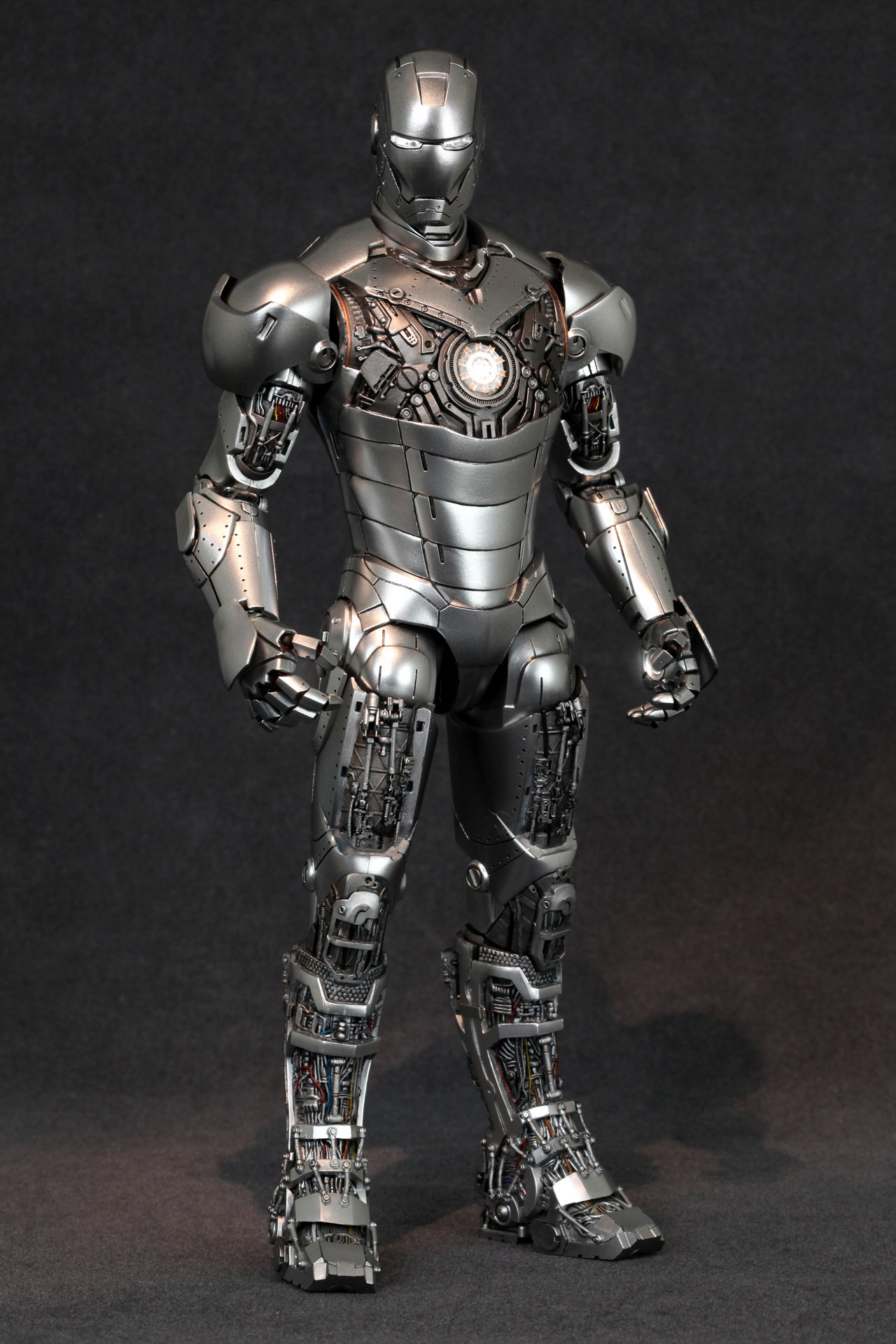Iron Man 2 - Mark 2 (Armor Unleashed Version) image 10