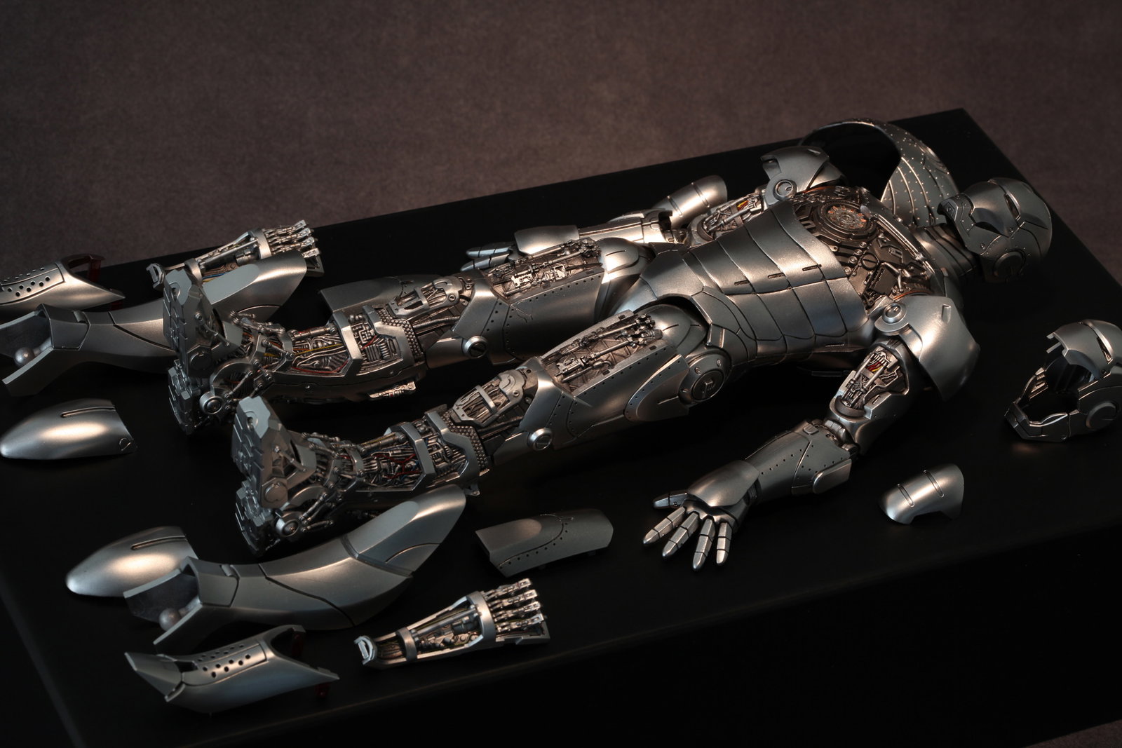 Iron Man 2 - Mark 2 (Armor Unleashed Version) image 9