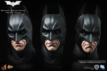 Batman Begins - Batman / Bruce Wayne (Bat-Suit Begins)