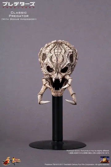 Predators - Classic Predator [With Bonus Accessory]