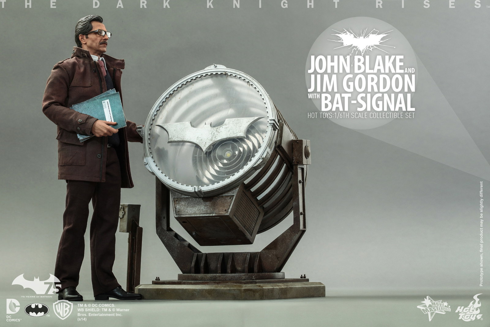 The Dark Knight Rises - John Blake & Jim Gordon Set [With Bat-Signal] image 5