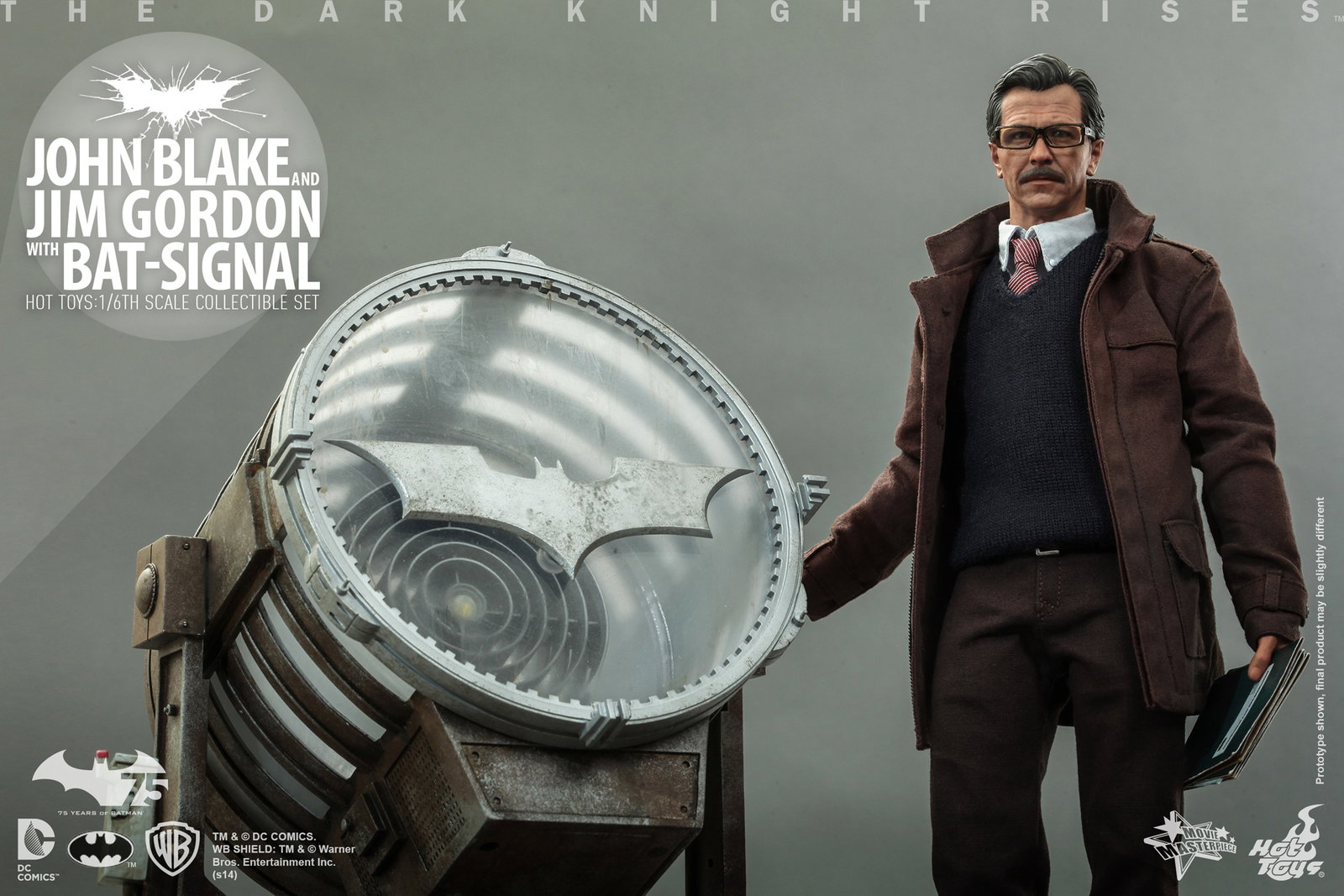 The Dark Knight Rises - John Blake & Jim Gordon Set [With Bat-Signal] image 6
