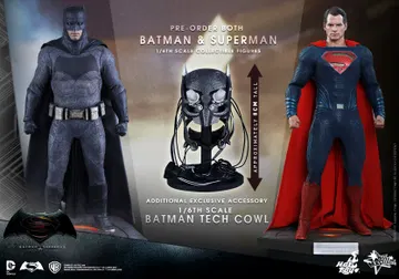 Batman v Superman Dawn of Justice - Batman & Superman Set [With Bonus Accessories]