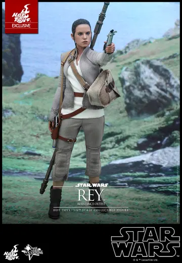 Star Wars The Force Awakens - Rey (Resistance Outfit Version)