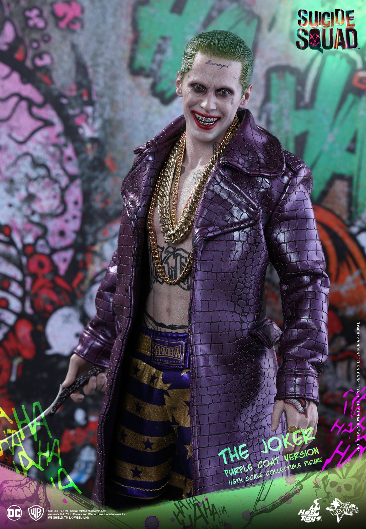 Suicide Squad - The Joker (Purple Coat Version) [With Bonus Accessory] image 4