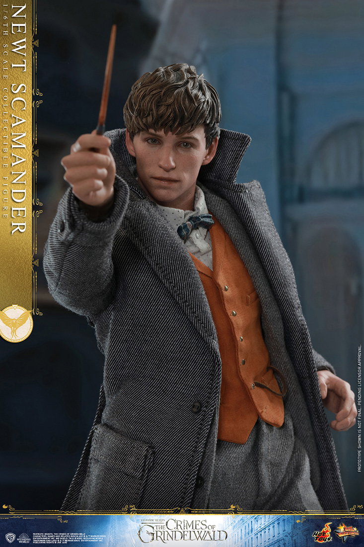 Fantastic Beasts: The Crimes of Grindelwald - Newt Scamander image 10
