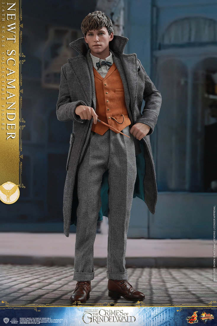 Fantastic Beasts: The Crimes of Grindelwald - Newt Scamander image 5