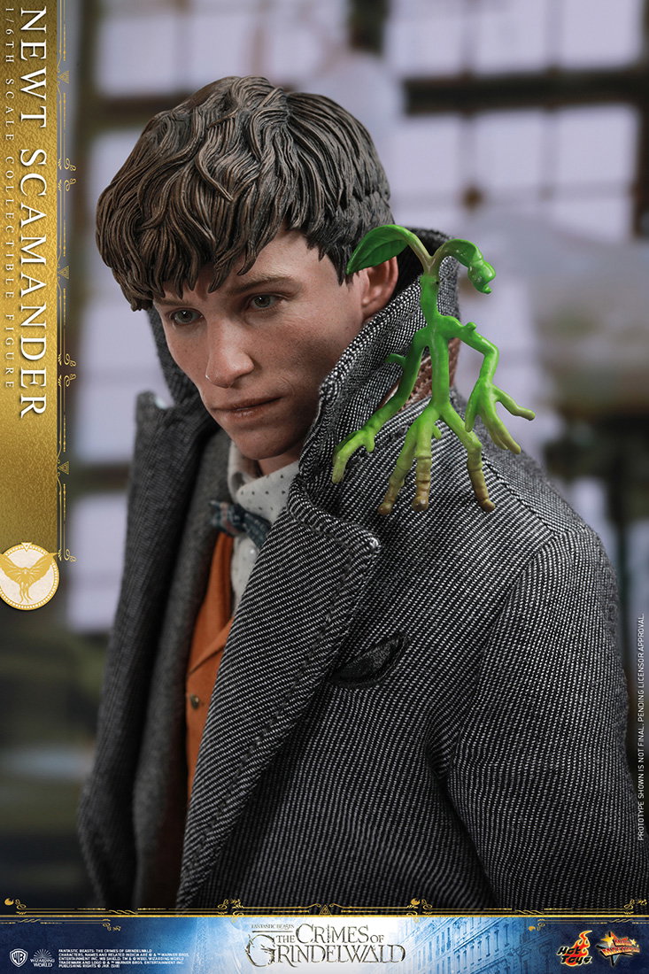 Fantastic Beasts: The Crimes of Grindelwald - Newt Scamander image 8