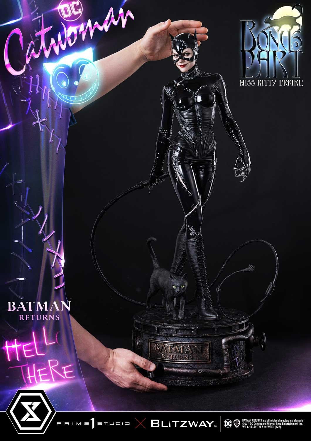 Batman Returns Catwoman image 4