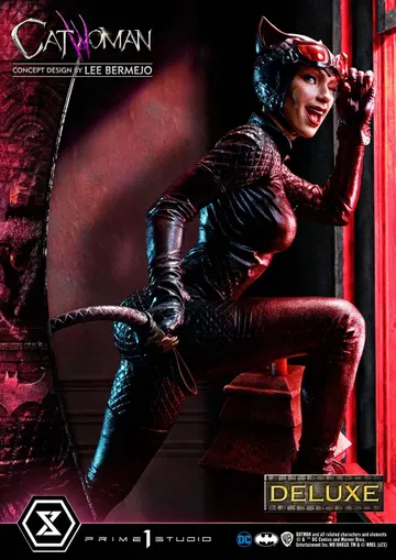 Catwoman (Concept Design by Lee Bermejo) Deluxe Version
