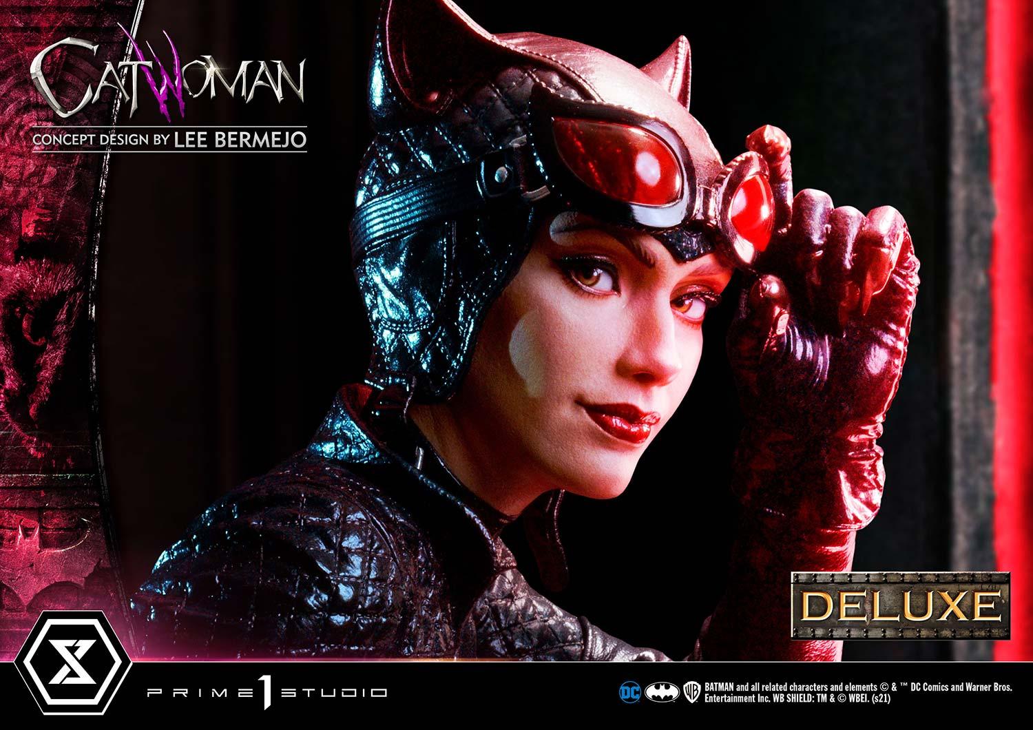 Catwoman (Concept Design by Lee Bermejo) Deluxe Version image 2