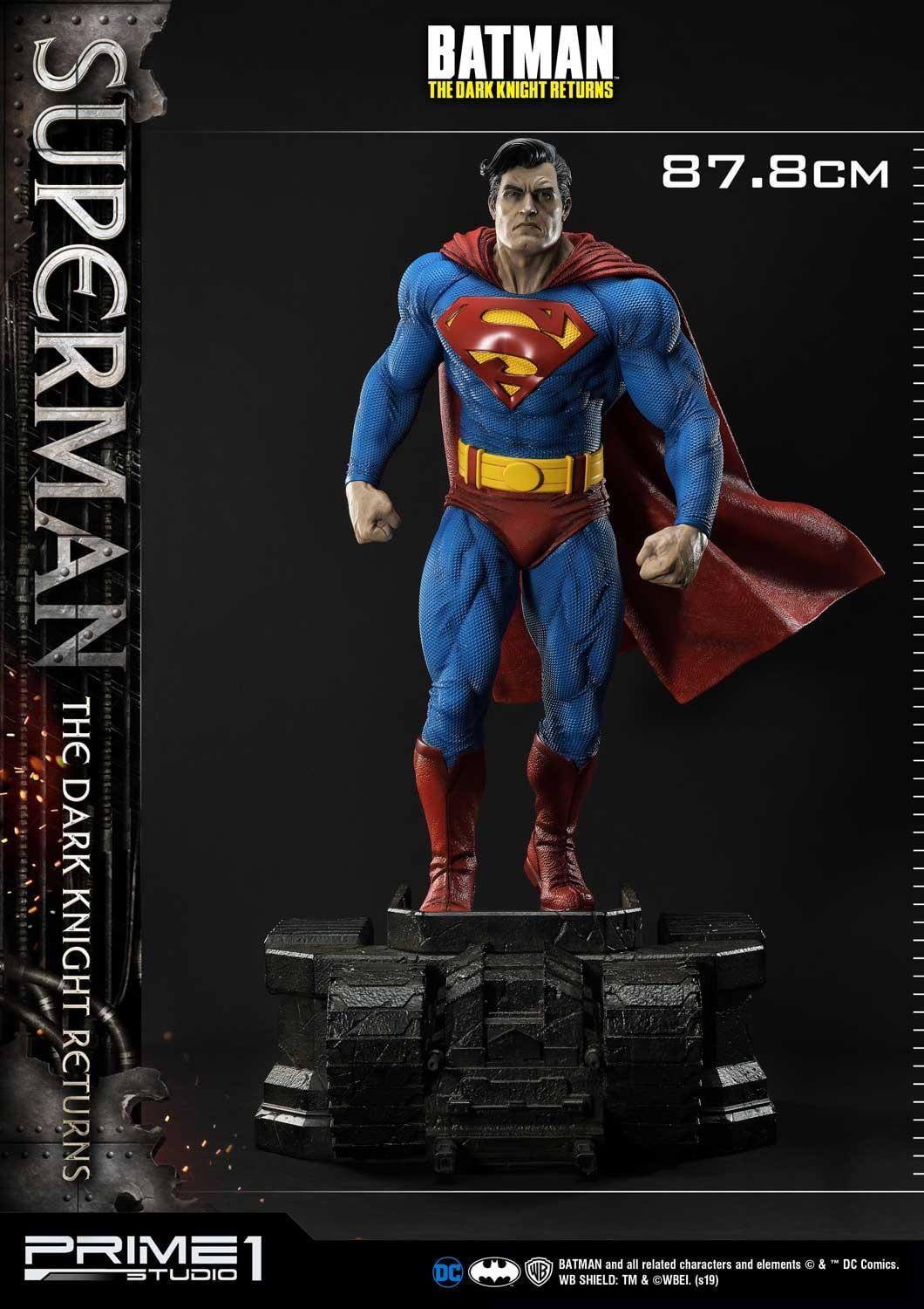 Batman:The Dark Knight Returns (Comics) Superman Deluxe Version image 7