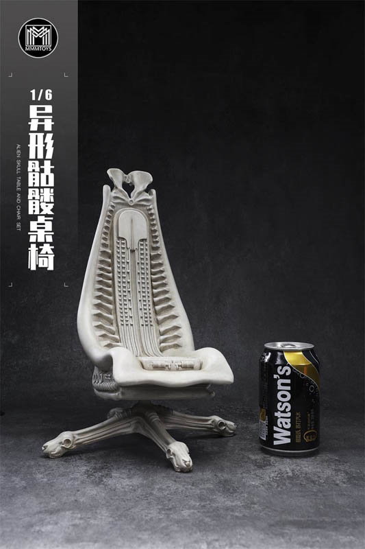 Alien Chair Standard Version image 3