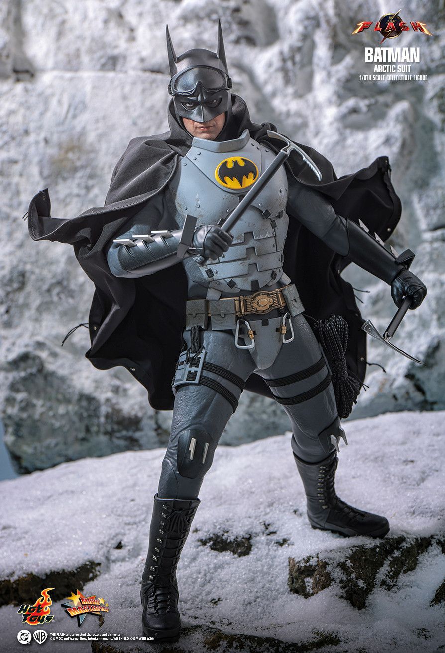 BatmanTM (Arctic Suit) image 4