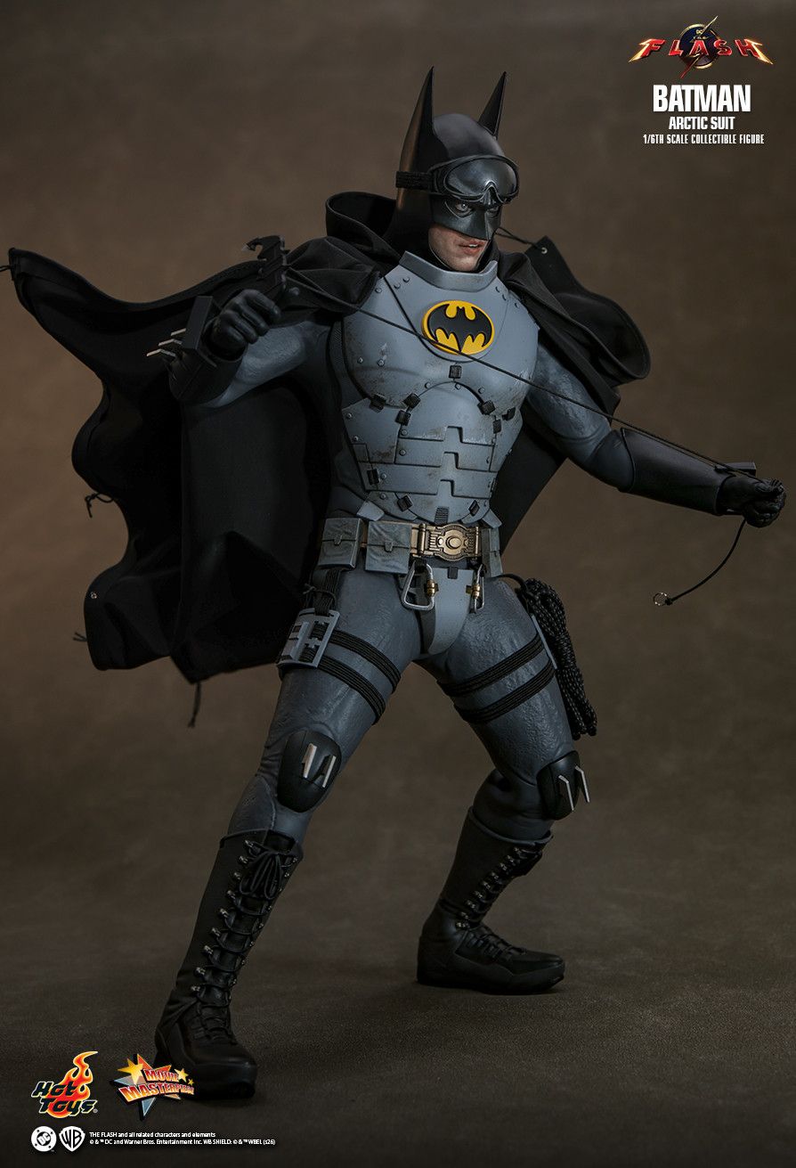 BatmanTM (Arctic Suit) image 6