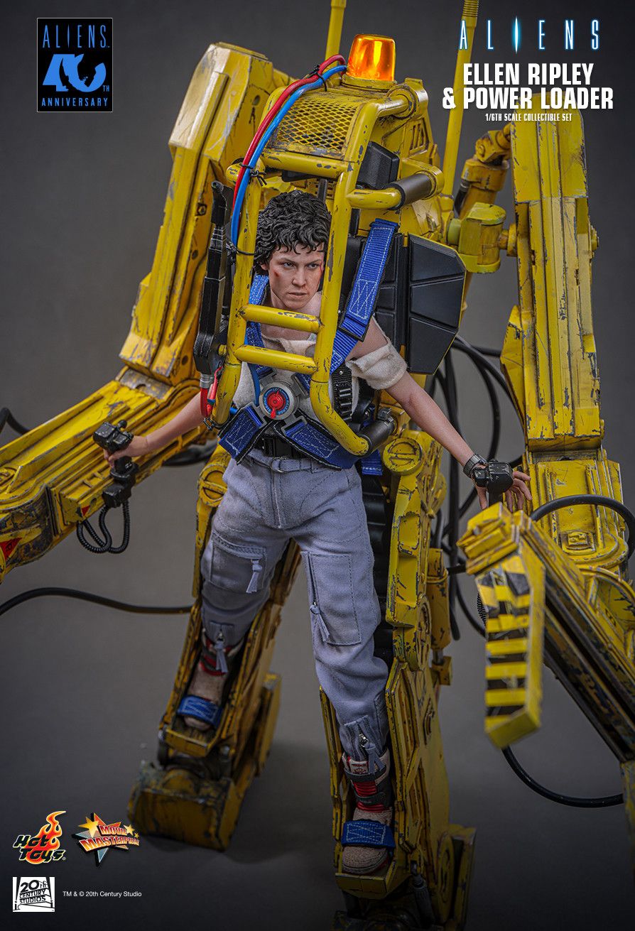 Ellen Ripley and Power Loader image 6