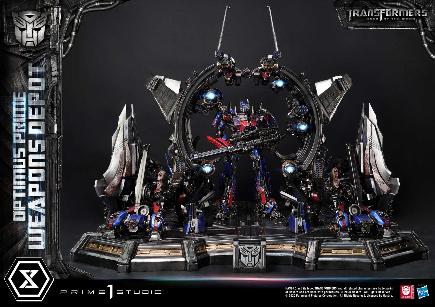 Transformers: Dark of the Moon (Film) Optimus Prime Weapons Depot image 10