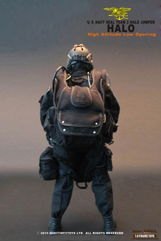 Halo U.S. Navy Seal Team 2 - Halo Jump High Altitude Low Opening image 3