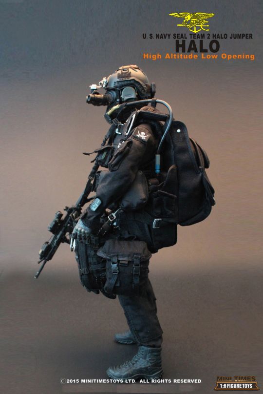 Halo U.S. Navy Seal Team 2 - Halo Jump High Altitude Low Opening image 4