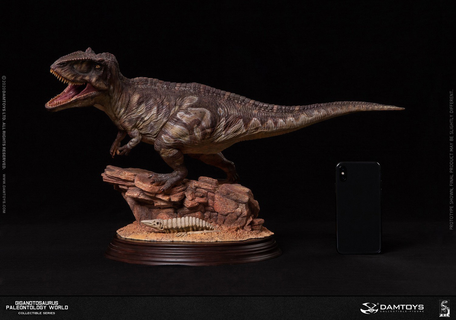Giganotosaurus Statue image 8