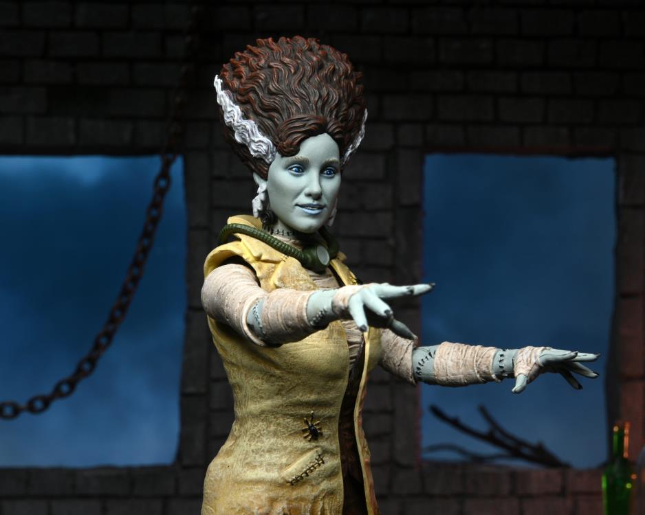 Universal Monsters x Teenage Mutant Ninja Turtles Ultimate April O'Neil as The Bride of Frankenstein image 10
