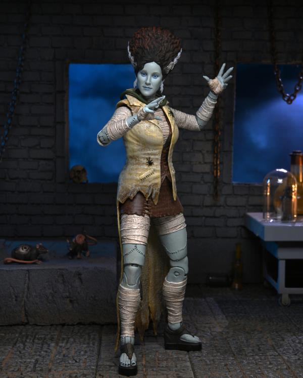 Universal Monsters x Teenage Mutant Ninja Turtles Ultimate April O'Neil as The Bride of Frankenstein image 4