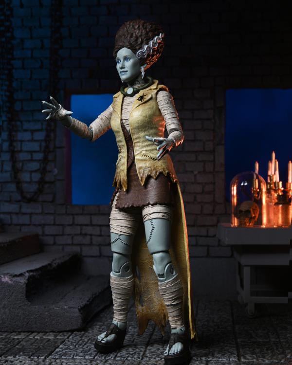Universal Monsters x Teenage Mutant Ninja Turtles Ultimate April O'Neil as The Bride of Frankenstein image 7