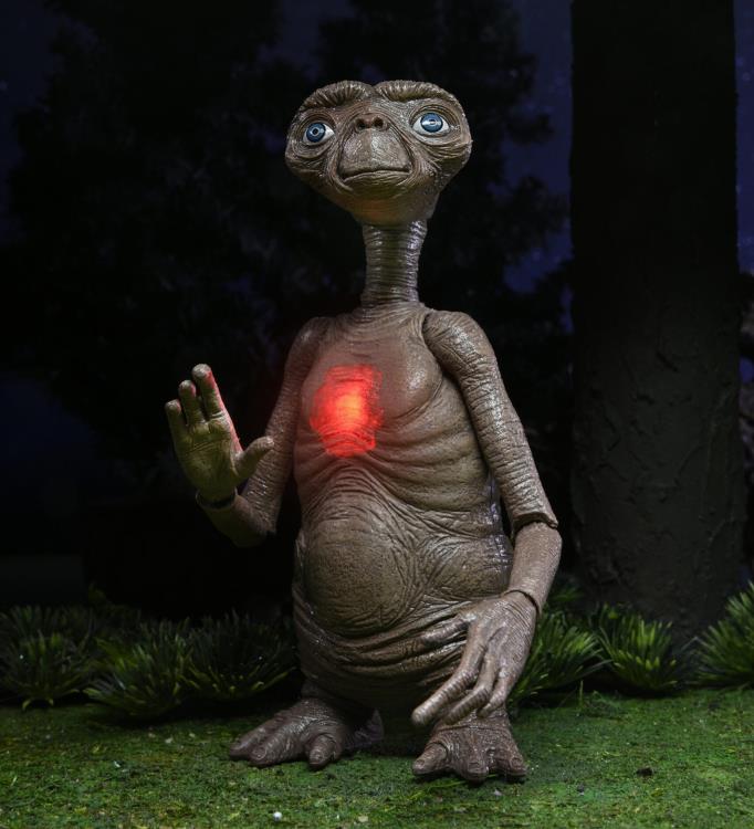 E.T. The Extra-Terrestrial 40th Anniversary Ultimate E.T. Deluxe Set image 9