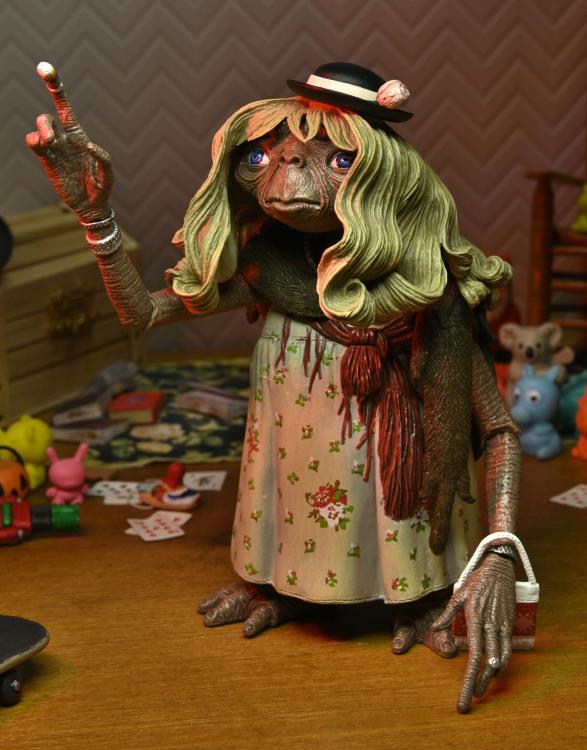 E.T. 40th Anniversary Ultimate Dress Up E.T. image 8