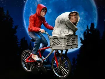 E.T. 40th Anniversary Elliot & E.T. on Bicycle