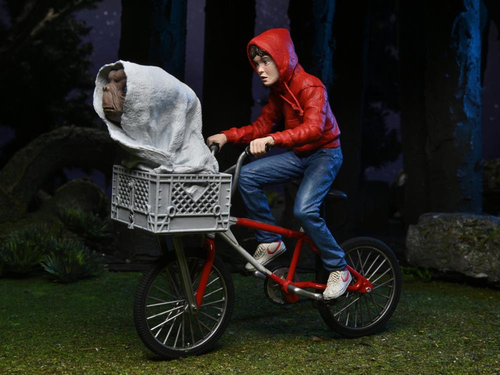 E.T. 40th Anniversary Elliot & E.T. on Bicycle image 3
