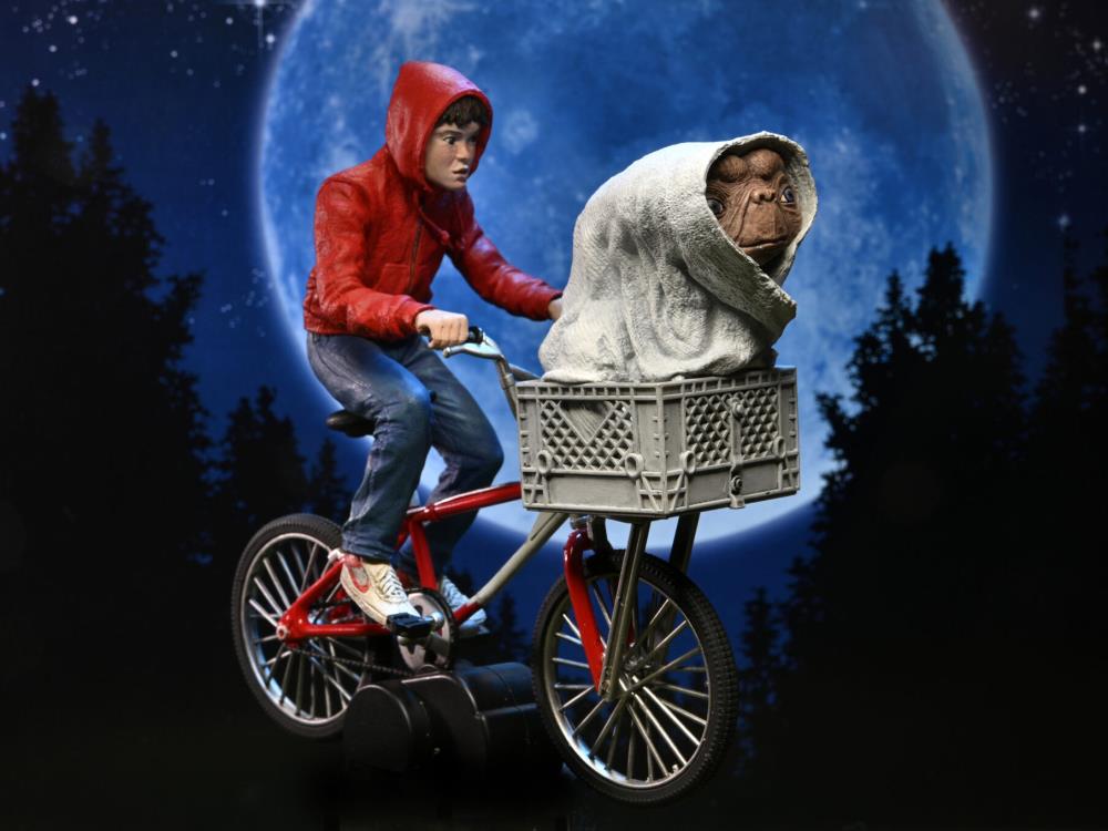 E.T. 40th Anniversary Elliot & E.T. on Bicycle image 5