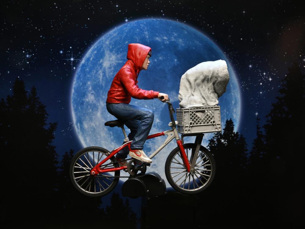 E.T. 40th Anniversary Elliot & E.T. on Bicycle image 8