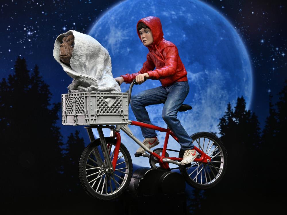 E.T. 40th Anniversary Elliot & E.T. on Bicycle image 9